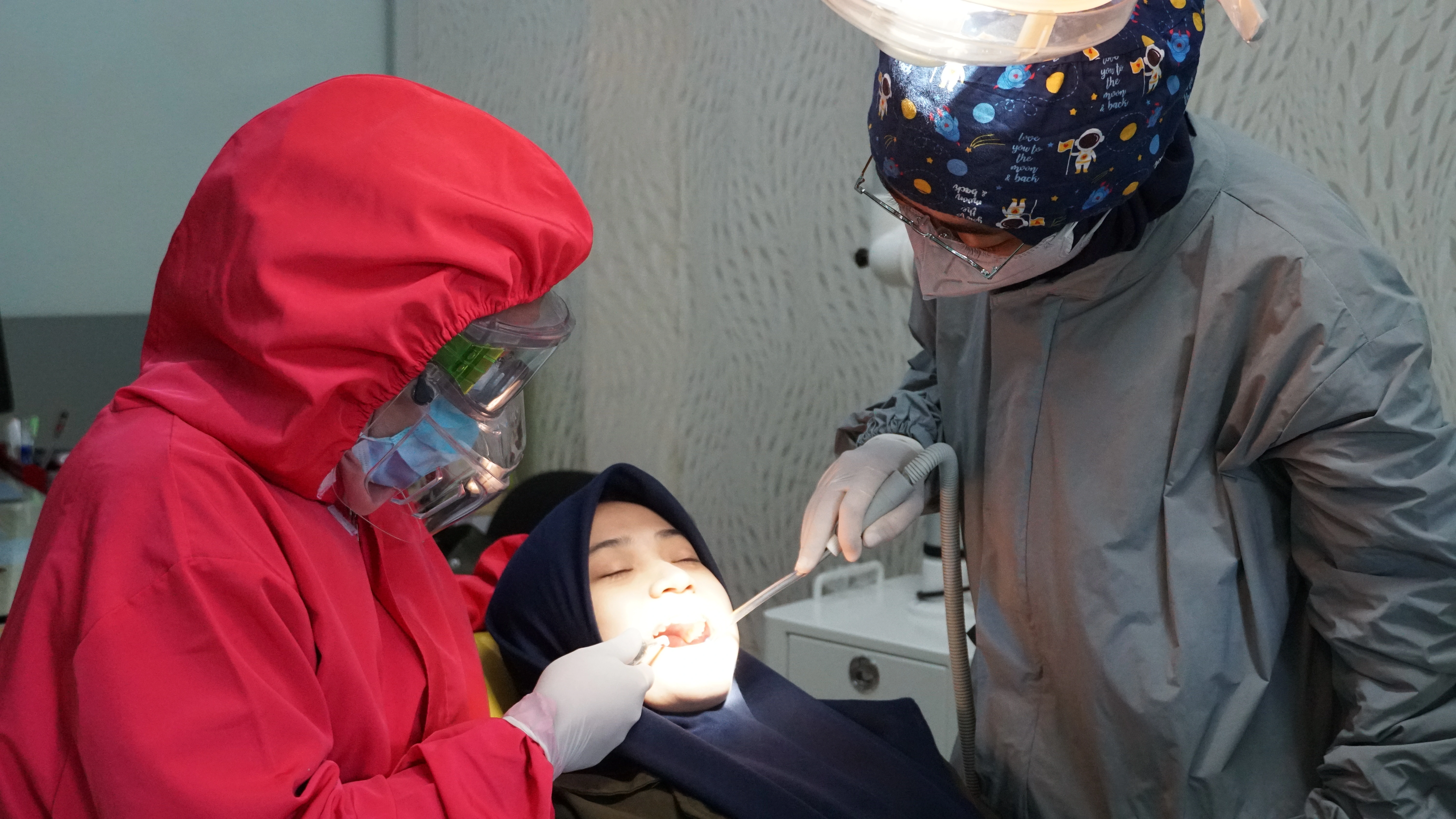 Kenali Spesialis Gigi Yang Tepat